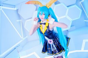 コスプレタイムズ | コスプレイヤー『しらゆき』｜愛に溢れる「初音ミク」コスプレ特集 - FZKKGz5acAAffpo