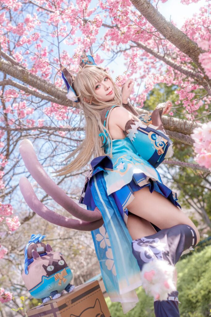 綺良々のコスプレをする遥さん