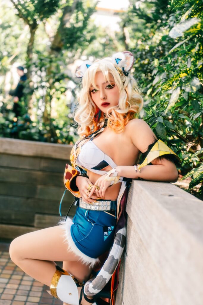 シロネンのコスプレをするらさん