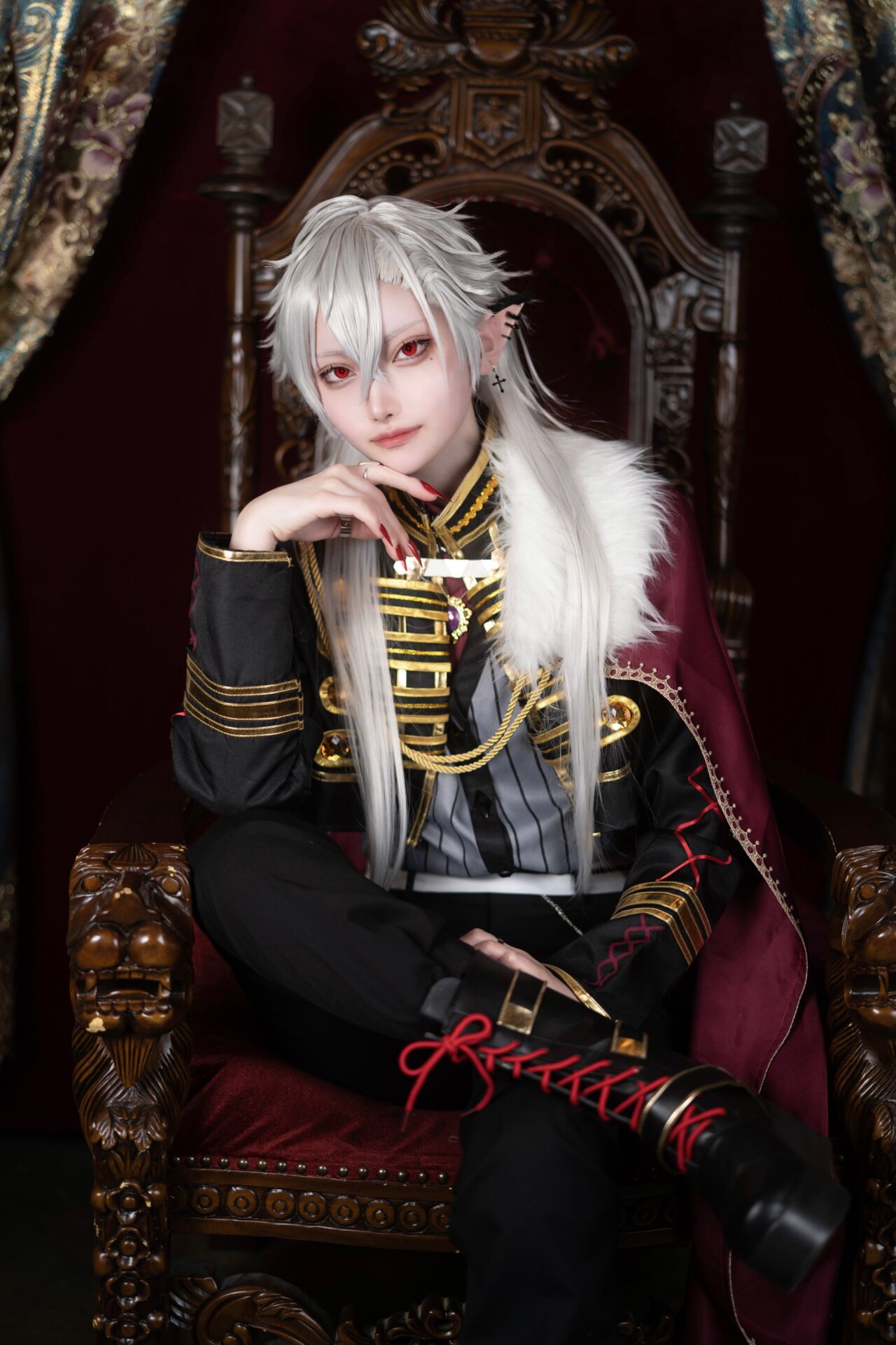 葛葉のコスプレをする千鶴さん