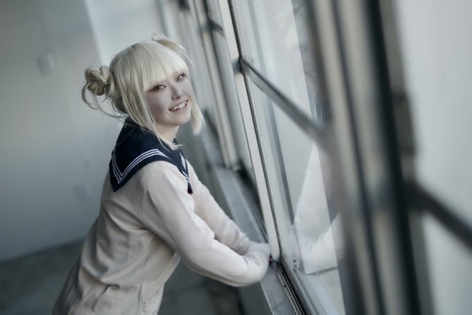 トガヒミコのコスプレをするゼロロさん