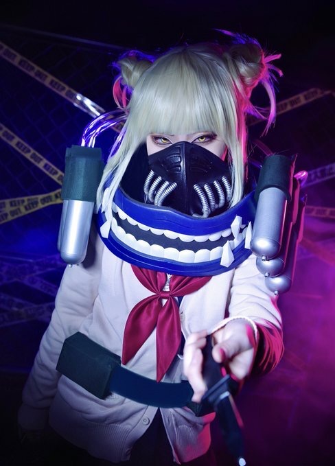トガヒミコのコスプレをするゼロロさん