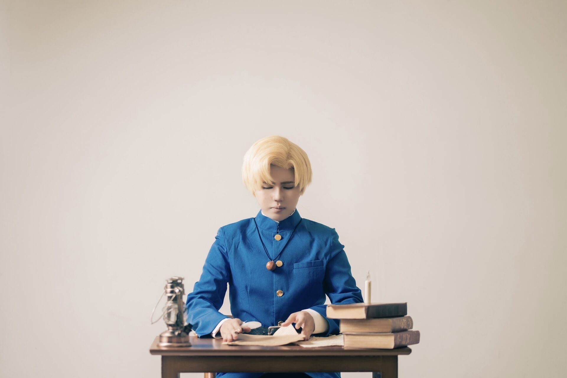 ラファウのコスプレをするばけさん