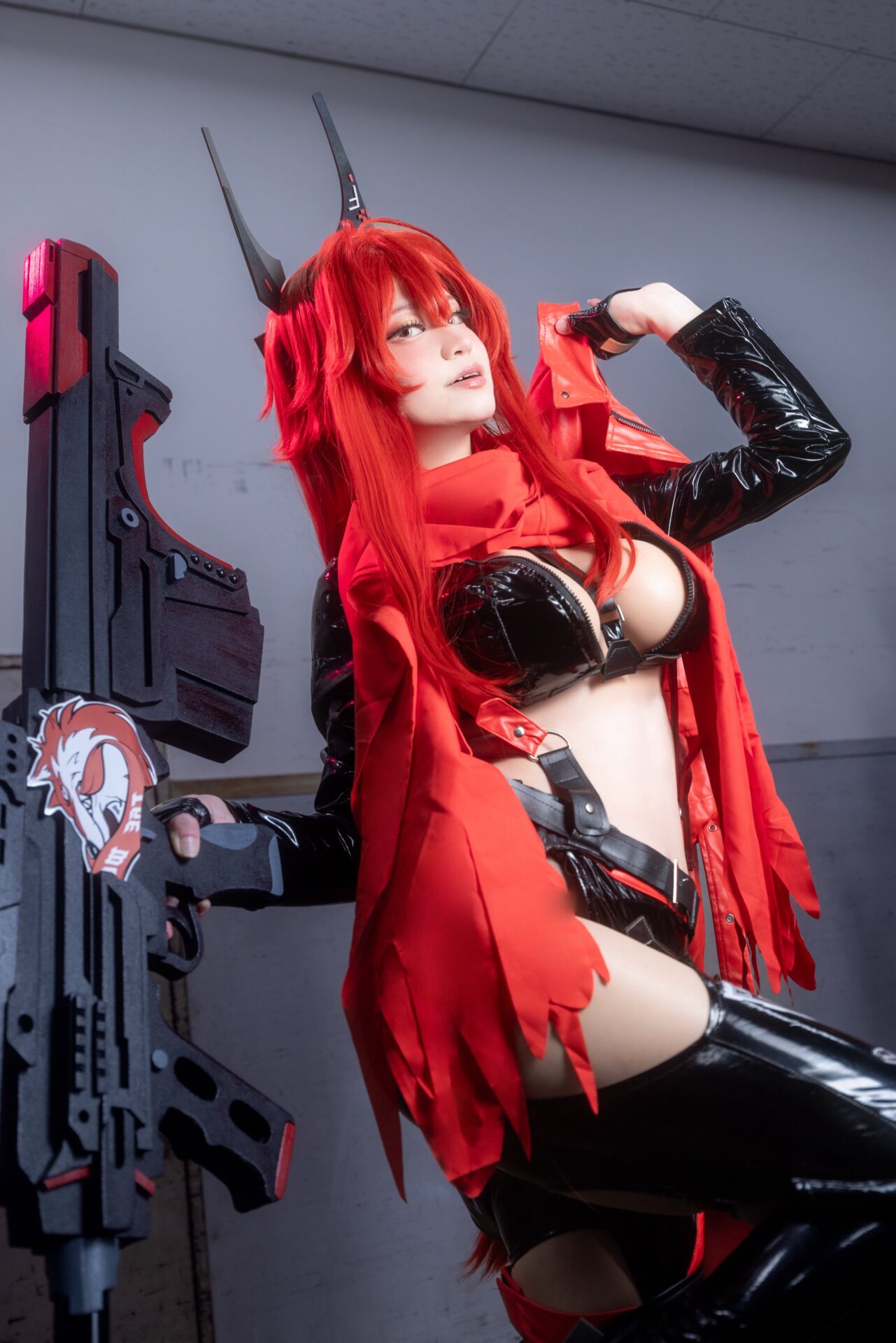 コスプレタイムズ | コスプレイヤー【ましょこ】|快活で勇ましい頼れる剣豪「宮本武蔵」コスプレ - IMG_9014 レッドフードのコスプレをするましょこさん