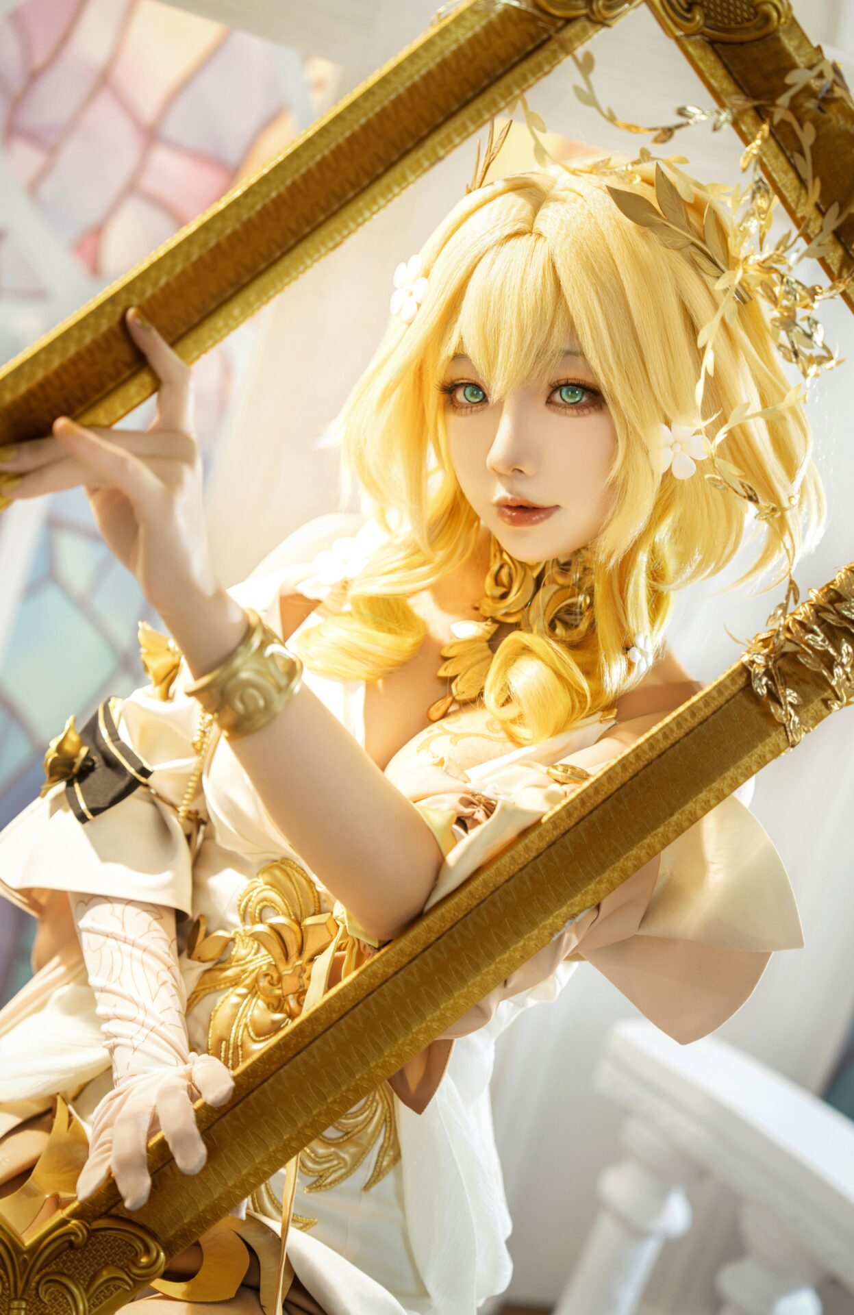 アグライアのコスプレをする兎団子さん