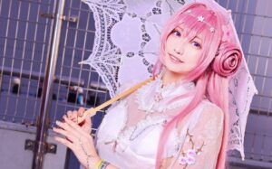 コスプレタイムズ | コスプレイヤー【雲母 凪帆】｜二面性のある優雅なピンク髪の美少女ニケ「ドロシー」コスプレ - IMG_9168