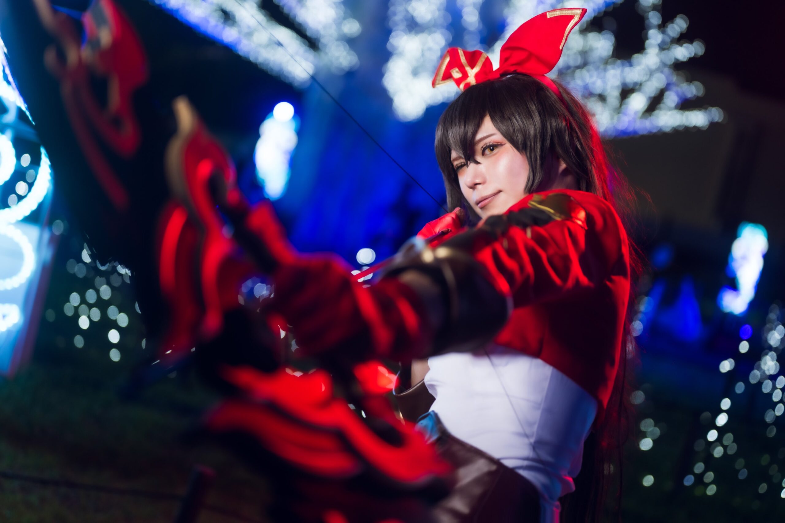 アンバーのコスプレをする如月こめさん