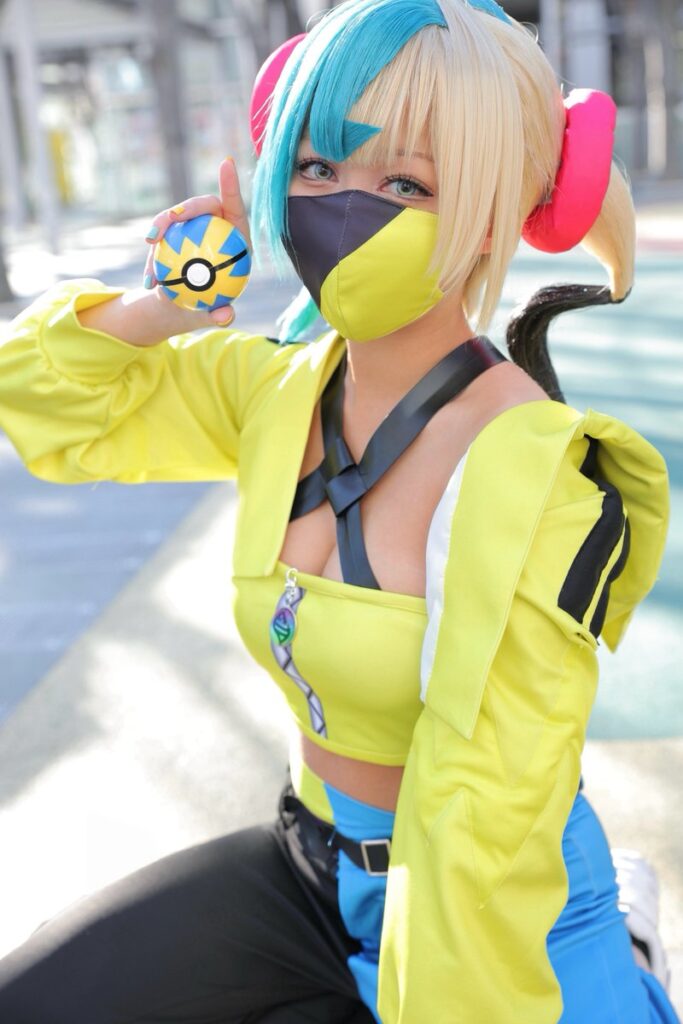 もも　百　カナリィ　コスプレ　ポケモン　レイヤー
