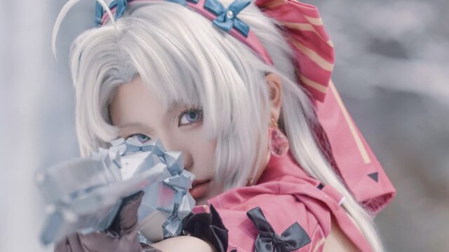 コスプレタイムズ | コスプレイヤー【百越らい】｜白銀の髪をもつモンテリファミリーの次女「カルロッタ」コスプレ - IMG_9281