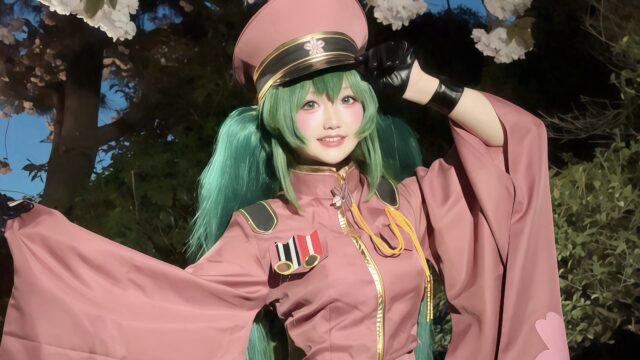 コスプレタイムズ | コスプレイヤー【百越らい】｜白銀の髪をもつモンテリファミリーの次女「カルロッタ」コスプレ - IMG_9286