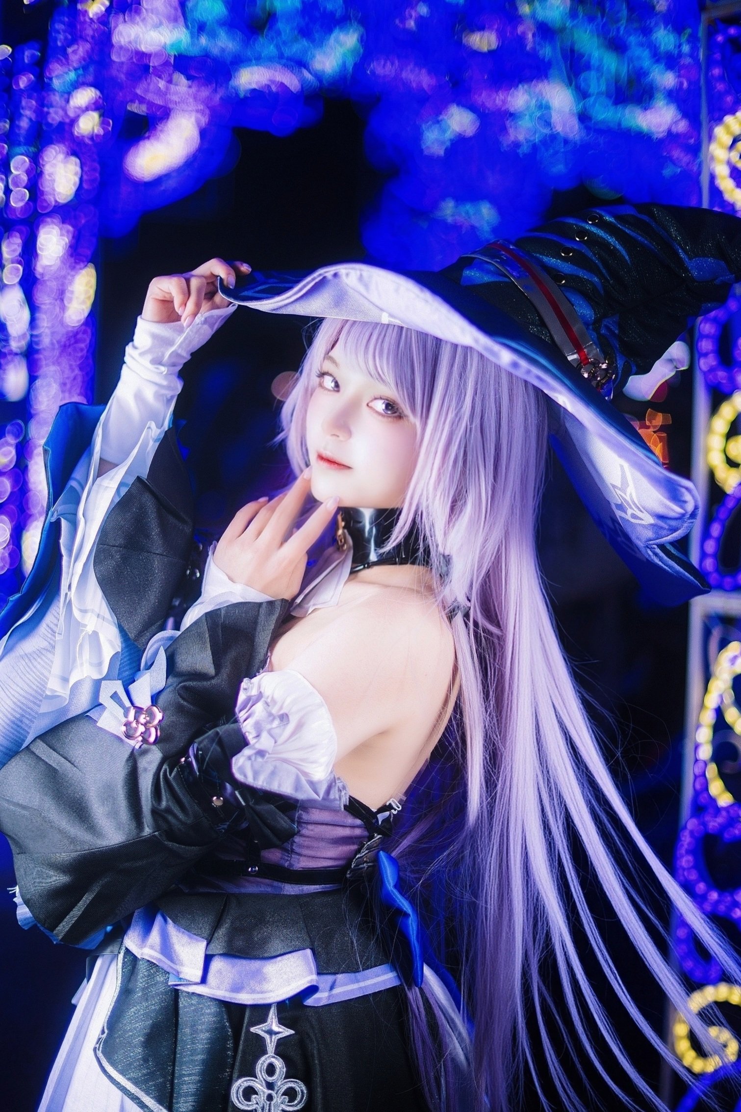 マダム・ヘルタのコスプレをする雪さん