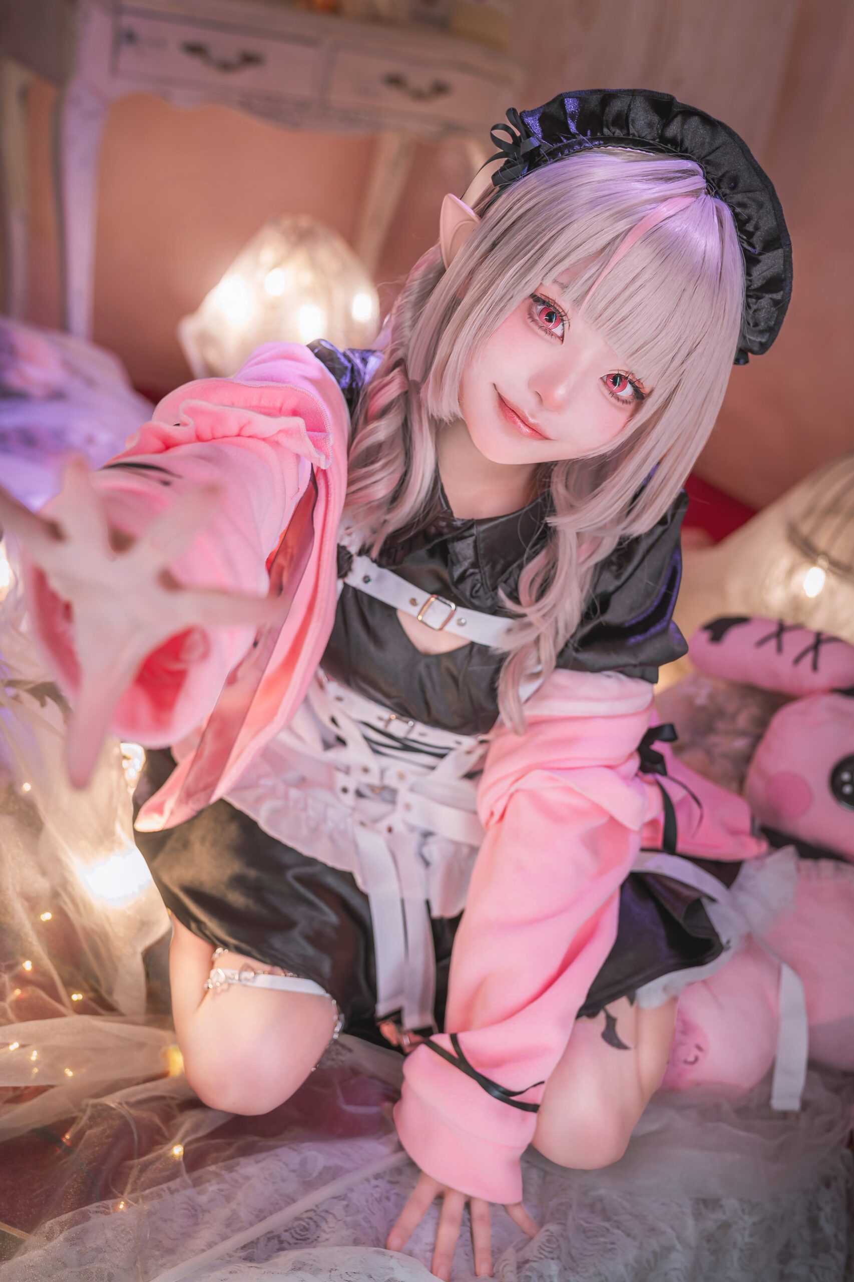 コスプレタイムズ | コスプレイヤー【あこ】|寂しがり屋だけど意外と常識人な美少女VTuber「橘ひなの」コスプレ - IMG_9352 魔界ノりりむのコスプレをするあこさん